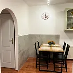 Manes Pensionat Krabcice